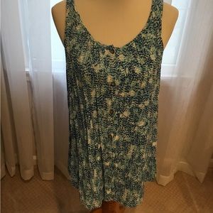 DKNY sleeveless blue / white top size M excellent condition